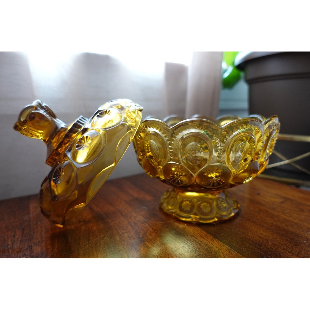 Vintage L.E. Smith Glass Moon‎ and Star amber color with lid footed candy dish